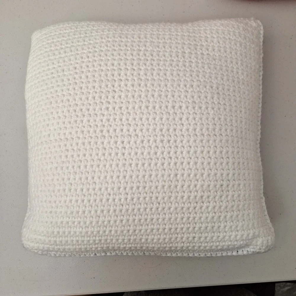 Vintage Handmade Set of 2 Square Crochet Christmas Pillows 14